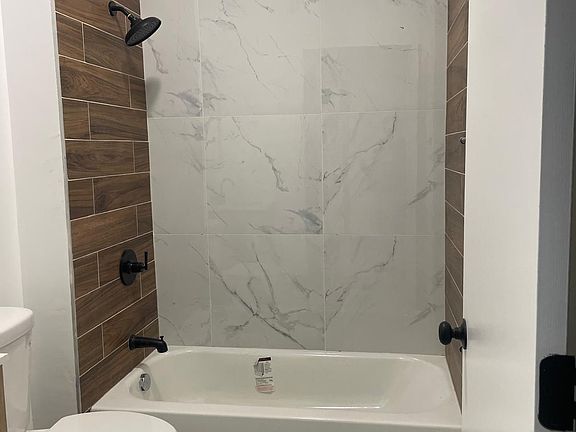 2nd image of 182 Hollywood Ave APT 1