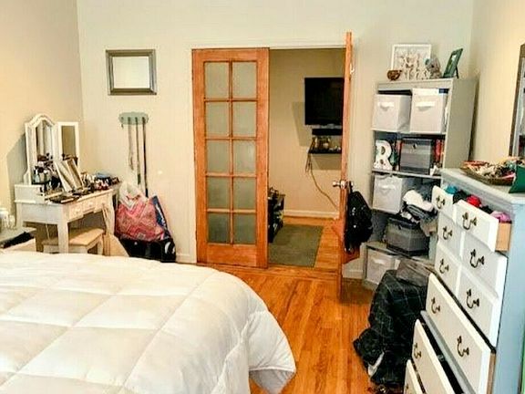 3rd image of 1154 1st Ave #5R