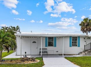 5773 Pink Panther Dr, Fort Myers, FL 33908