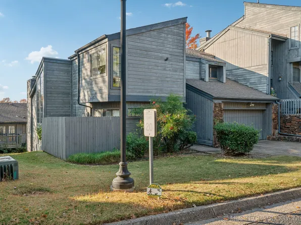 7432 S Winston Pl #701, Tulsa, OK 74136