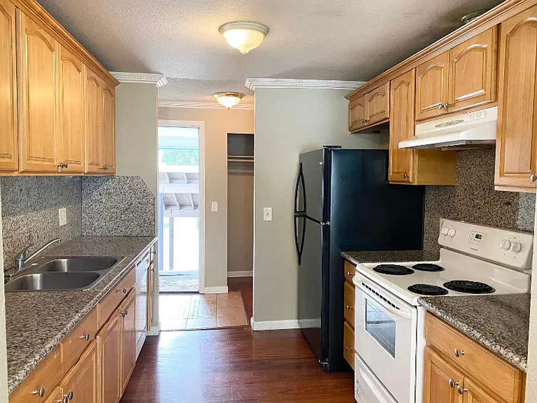 1836 SW 318th Pl #22C — Photo 3