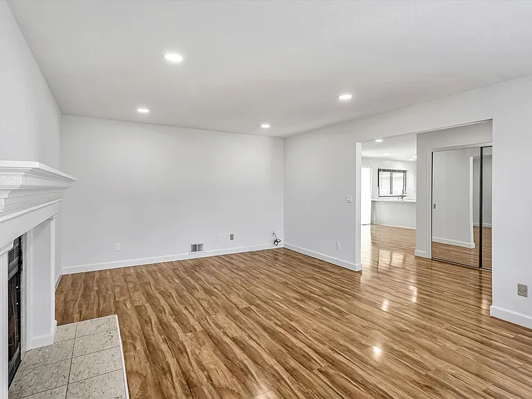 1680 Chestnut St — Photo 6