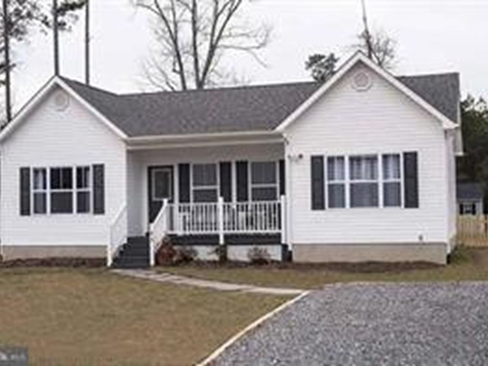 1st image of 93 Greenway Dr