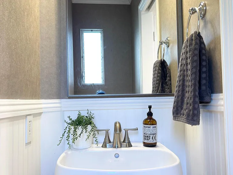 212 Ellwood Beach Dr — Photo 4
