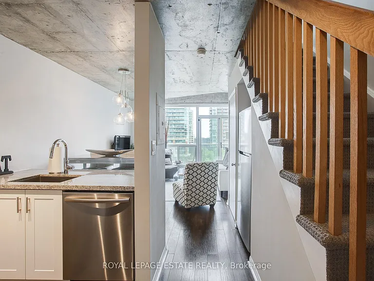 1029 King St W #837 — Photo 3