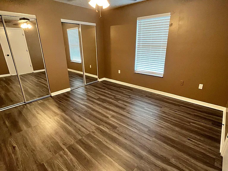 1660 Mason Ter #1 — Photo 11