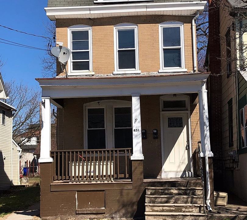 1st image of 451 Beech St Floor 2
