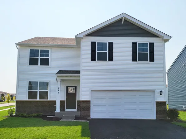 1394 Jackson Dr, Pingree Grove, IL 60140