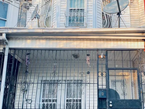 839 York St, Camden, NJ 08102