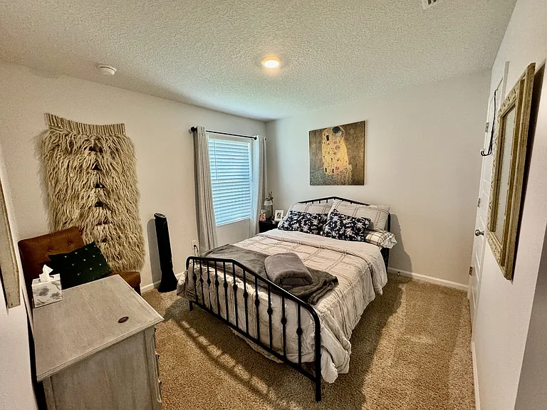 7569 Steeplechase Blvd — Photo 11