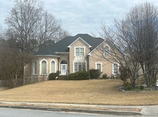 2725 Runnelwood Ln, Snellville, GA 30078