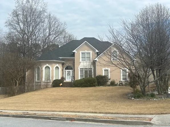 2725 Runnelwood Ln, Snellville, GA 30078