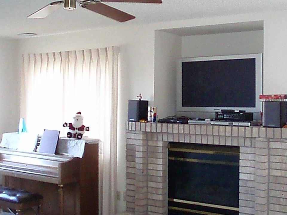 1st image of 8665 Massey Cir