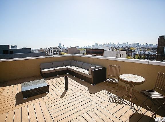 5th image of 3077 38th St APT 4c