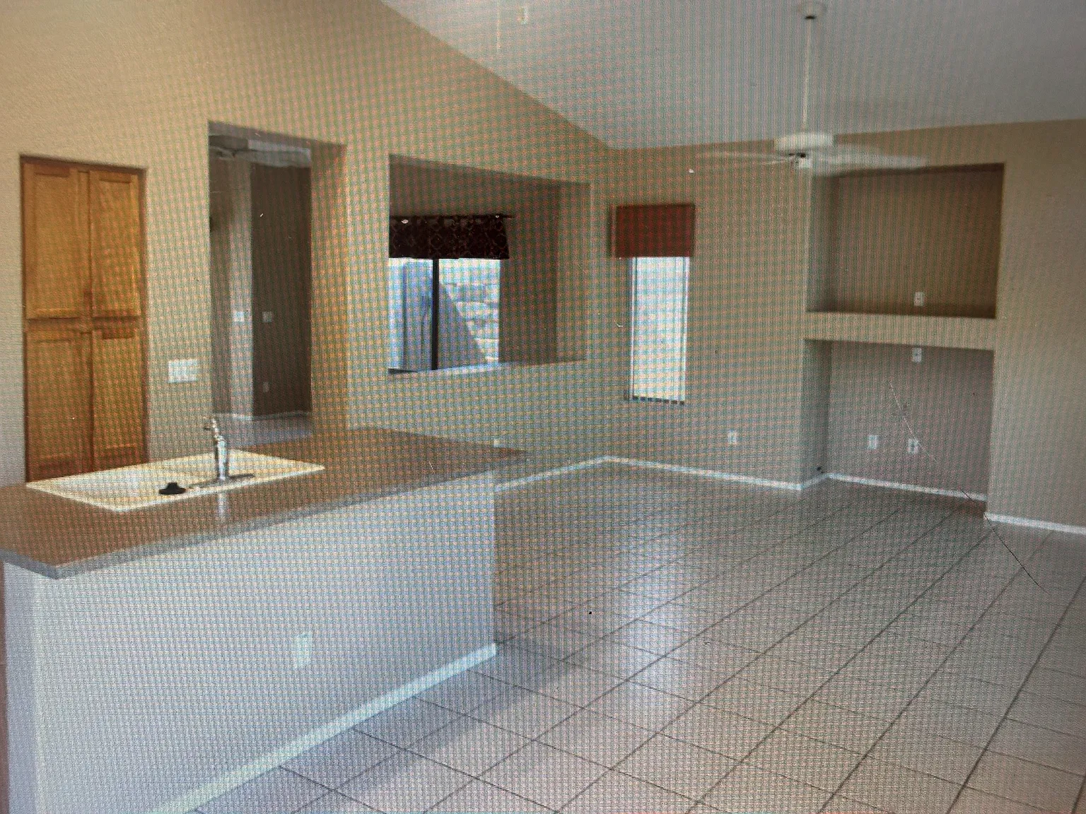 2 bed, 1672 sqft, $2,150 — Photo 3