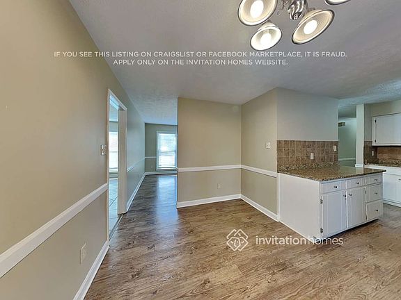 5th image of 2381 Cedar Dr