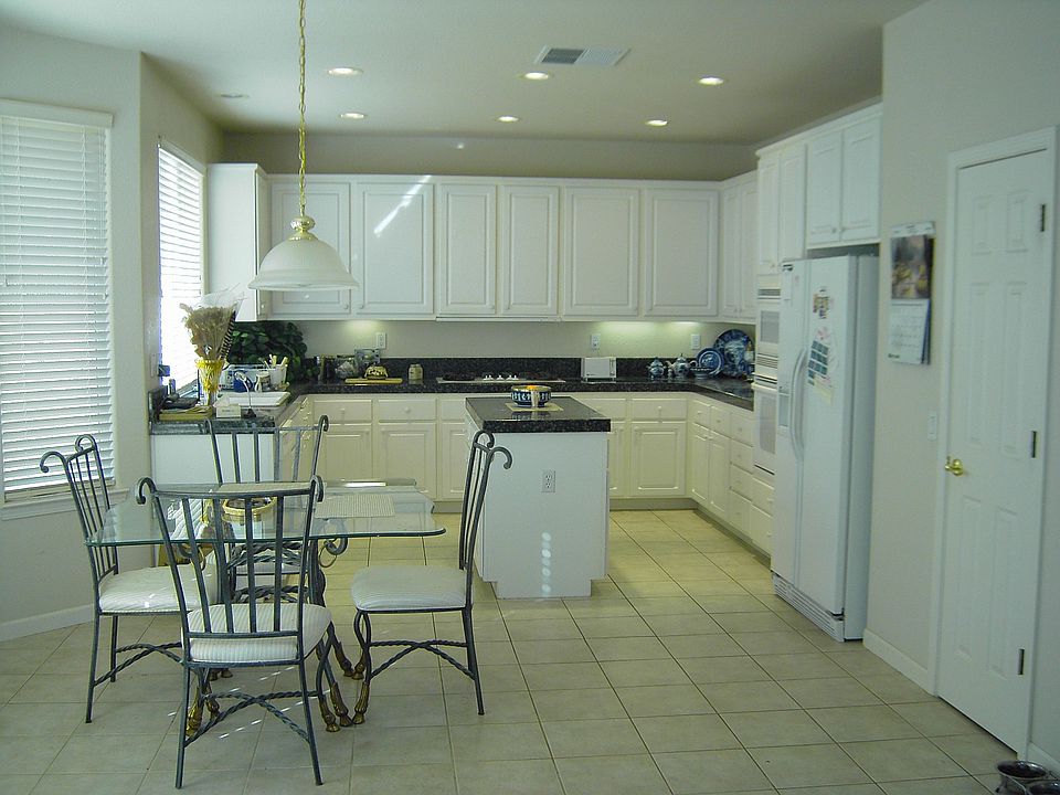 2nd image of 201 Kinkead Ct