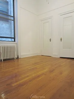 Rented by City Connections Realty | media 4