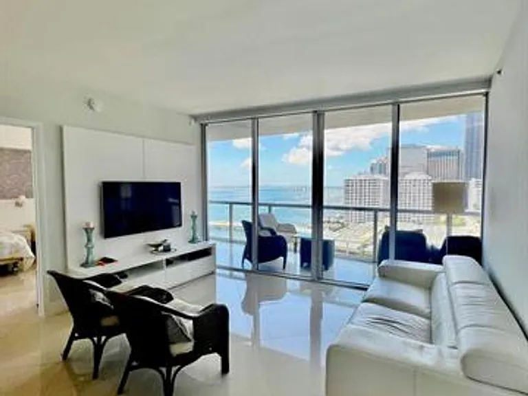 495 Brickell Ave #CU-1605 — Photo 6