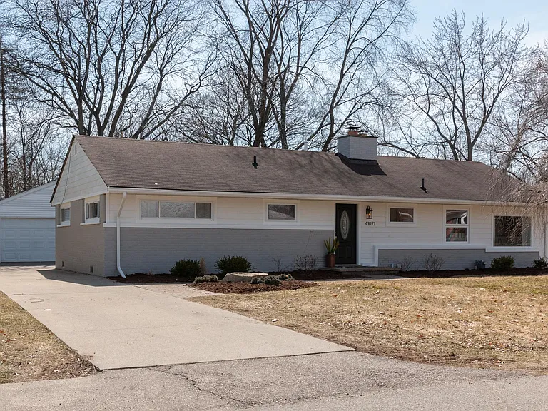 41071 Micol Dr — Photo 1