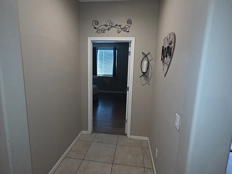 2122 W Ephesus Ct — Photo 10