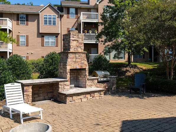 Colony Woods