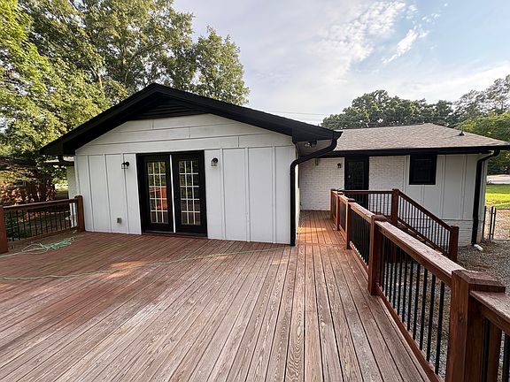 3rd image of 1055 College Station Rd