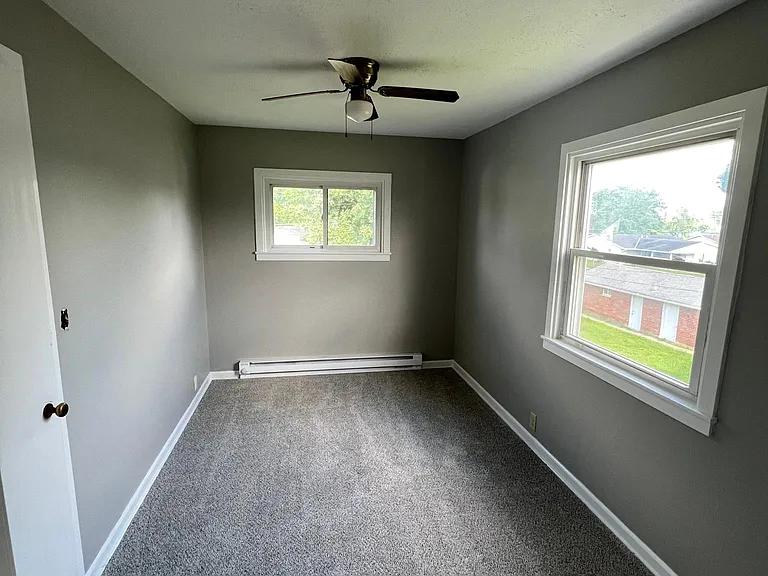 1411 N Main Ave — Photo 6