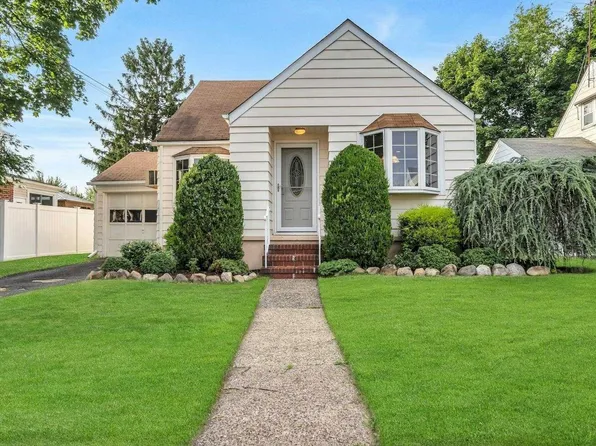 8 Park Ave #15, Fair Lawn, NJ 07410