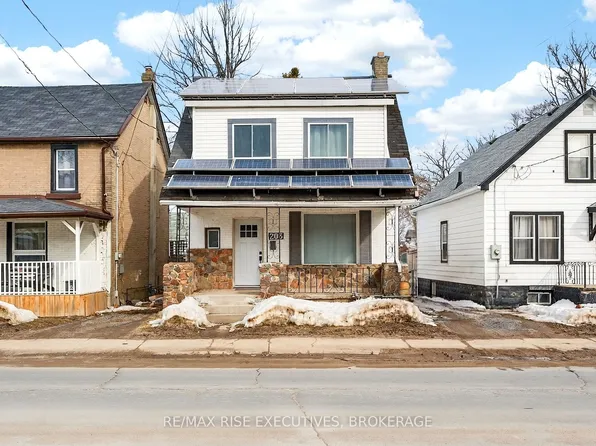 203 Concession St, Kingston, ON K7K 2B4