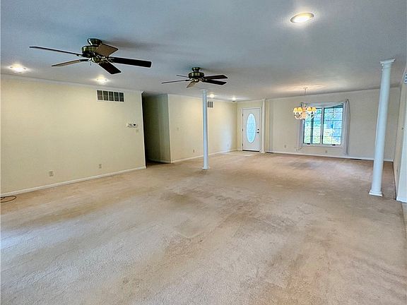 5th image of 11411 Red Bud Ln