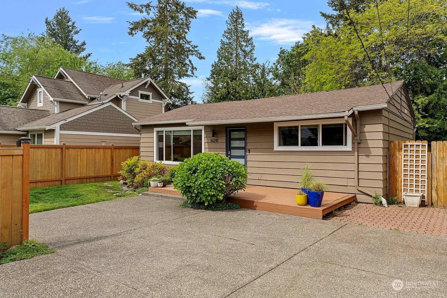 16241 12th Avenue NE photo 1