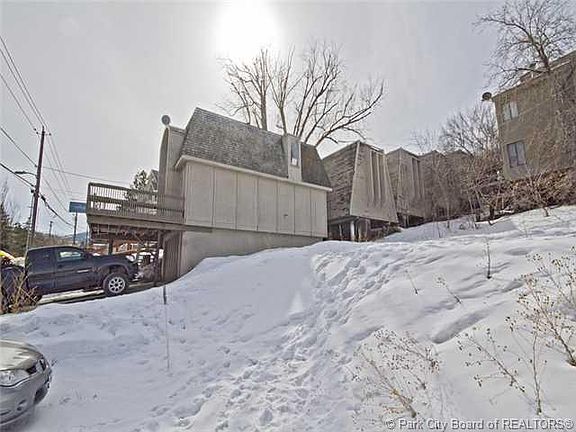 5th image of 1206 Empire & Norfolk Ave #See