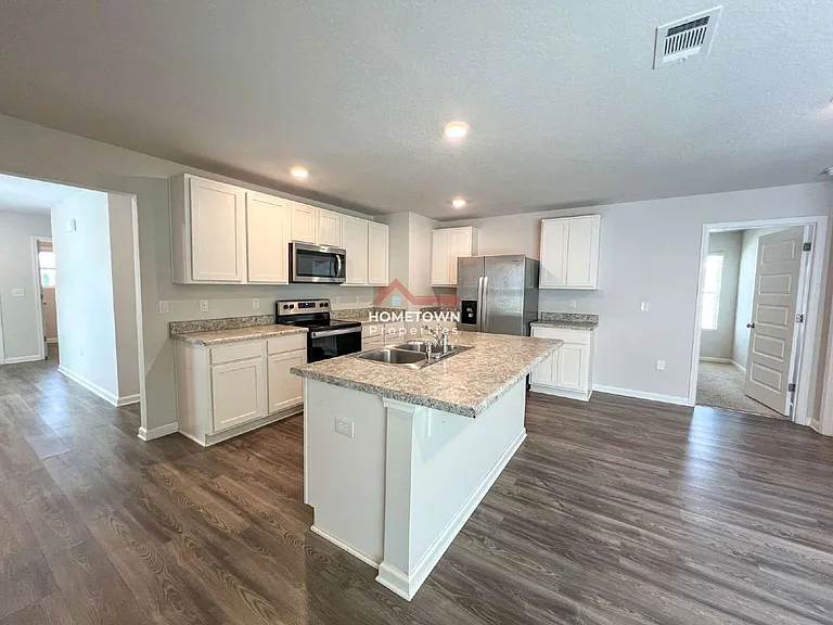 5257 Peach Dr — Photo 7