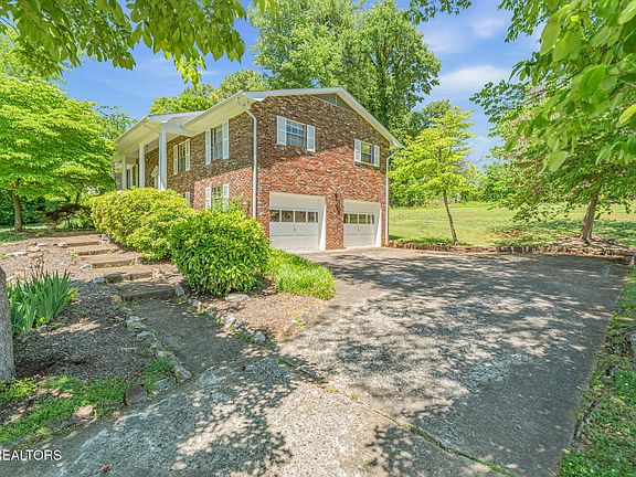 2nd image of 9309 Gulf Park Dr