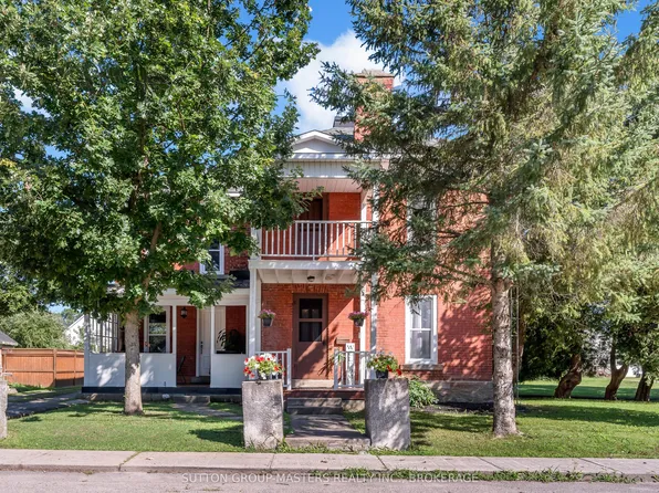 14 Wiltse St E, Athens, ON K0E 1B0