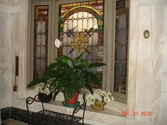 Sold by Corcoran | media 19