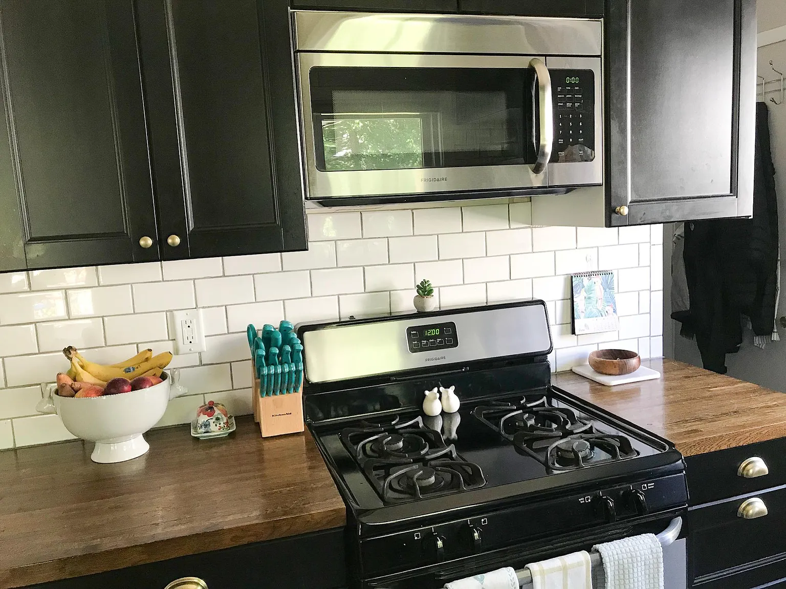 3 bed, 2200 sqft, $2,500 — Photo 4