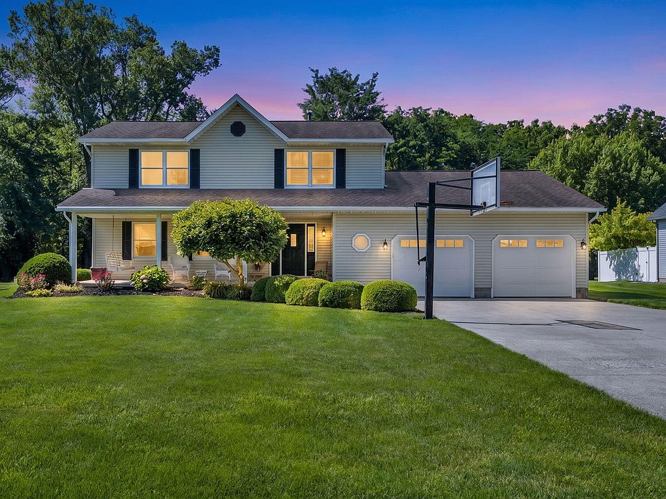 1st image of 105 Opal Ln