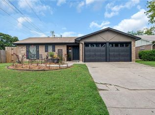 201 Simmons Dr, Hurst, TX 76053