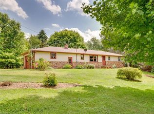 12094 Hoover Ave NW, Uniontown, OH 44685