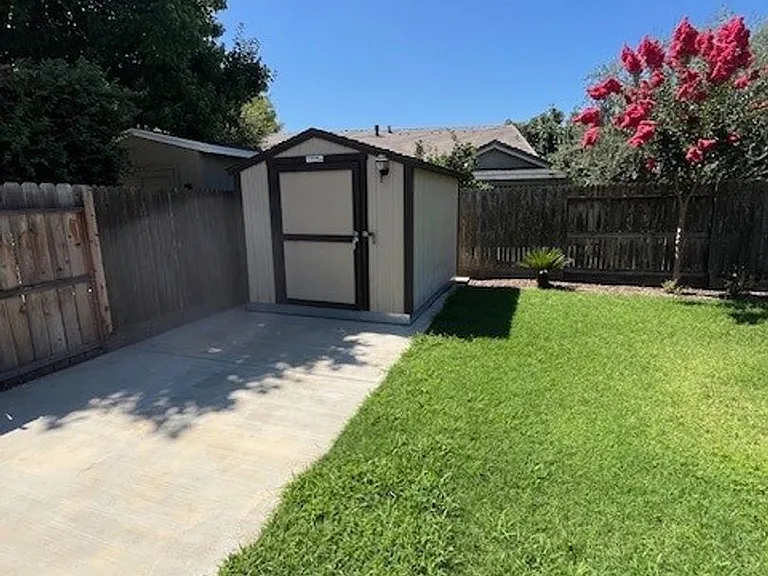 2777 Hoyt Ave — Photo 12