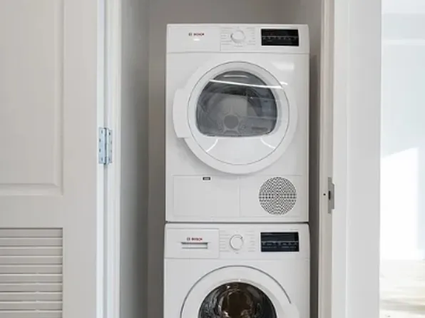 595 Baltic Street image 7 of 13