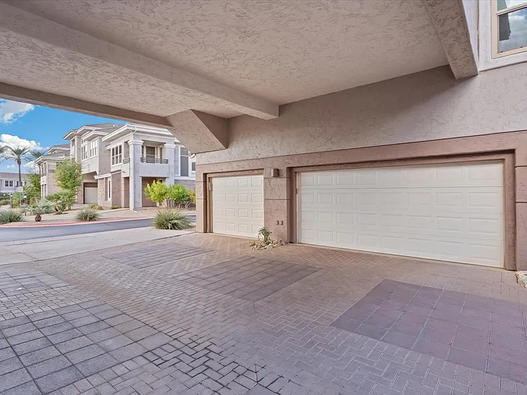15221 N Clubgate Dr #2062 — Photo 20