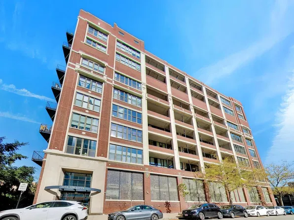 320 E 21st St Unit 406, Chicago, IL 60616