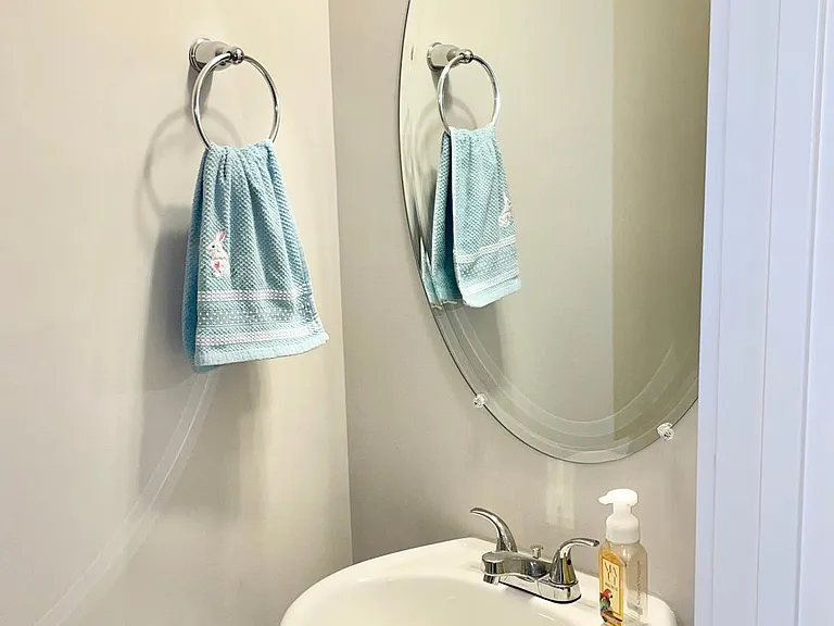 722 Elmbrook Dr — Photo 3