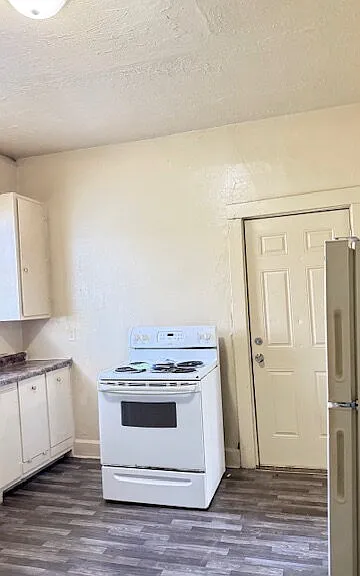 3019 Boulevard Pl — Photo 10
