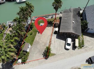 708 E Clam Cir, Port Isabel, TX 78578