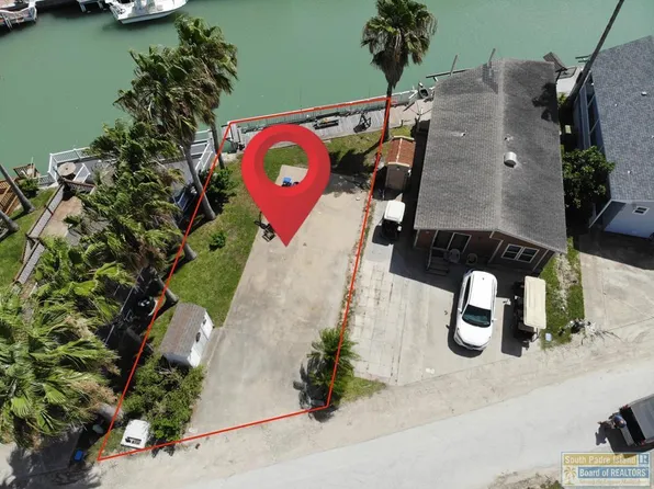 708 E Clam Cir, Port Isabel, TX 78578