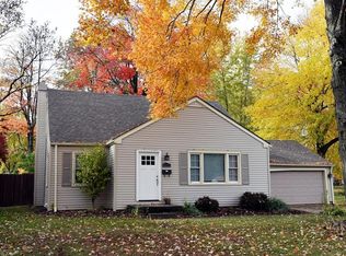2572 Nadyne Dr, Youngstown, OH